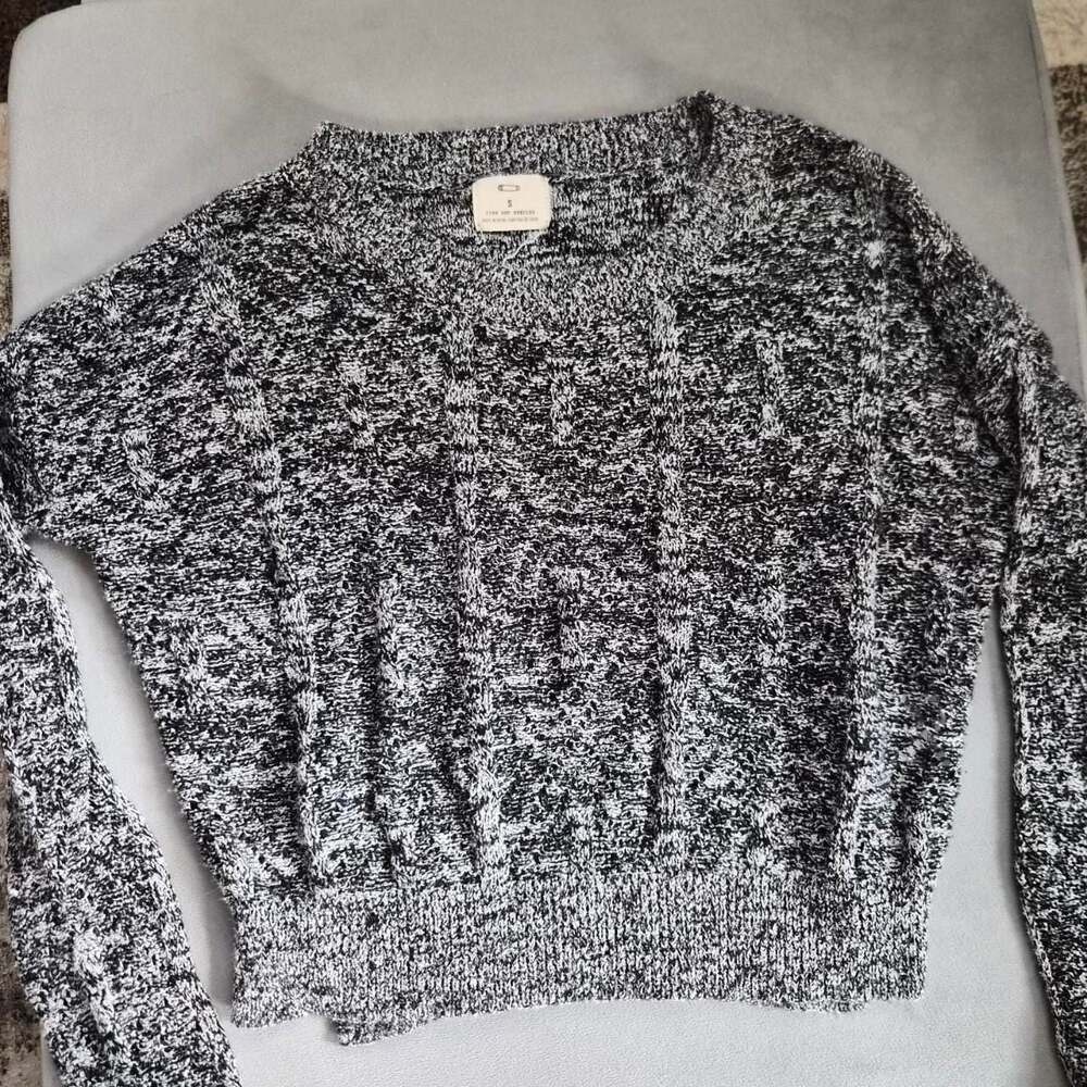 Pins and Needles Salt and Pepper Cable Knit Sweater Size S